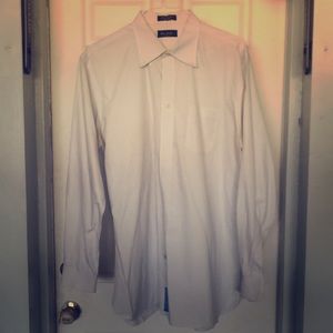 Long sleeve buttoned shirt